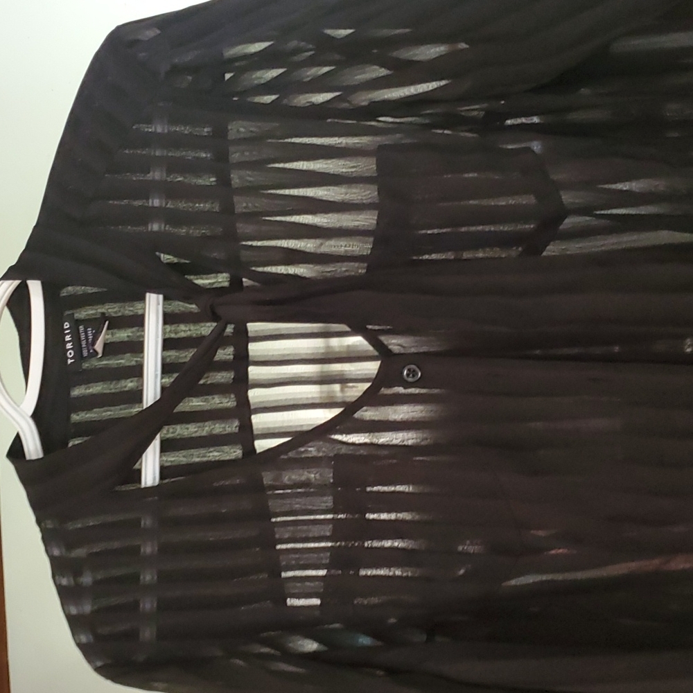 Sheer blouse - Picture 3 of 3